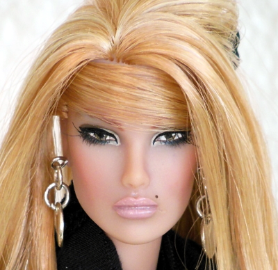 Infaillible Dasha 04-2014
