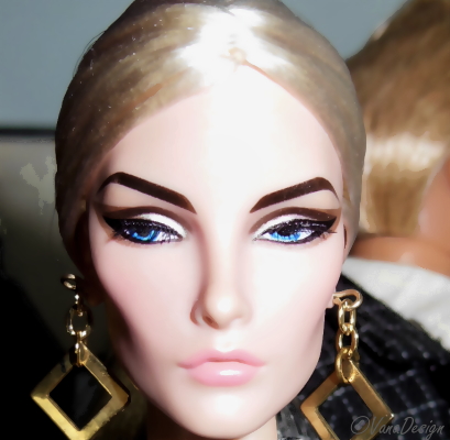 Intrigue Elise Jolie 11-2014