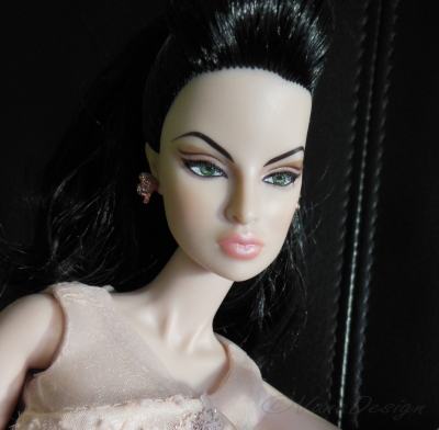 Eugenia Touch of Frost 05-2014